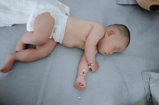 六盘水宝宝肠胀气的症状